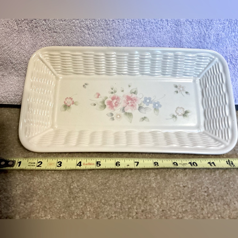 Pfaltzgraff "Tea Rose" Basket Weave Bread Platter / Serving Tray